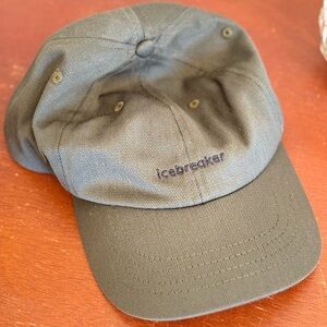 Icebreaker Olive Hat